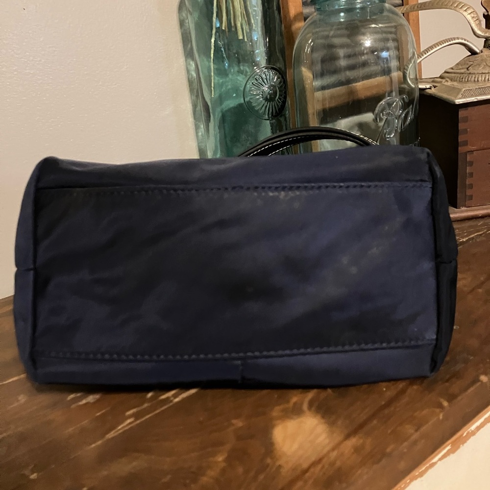 2000s Dooney & Bourke Dillen Hobo Nylon Shoulder Bag - Picture 6 of 10